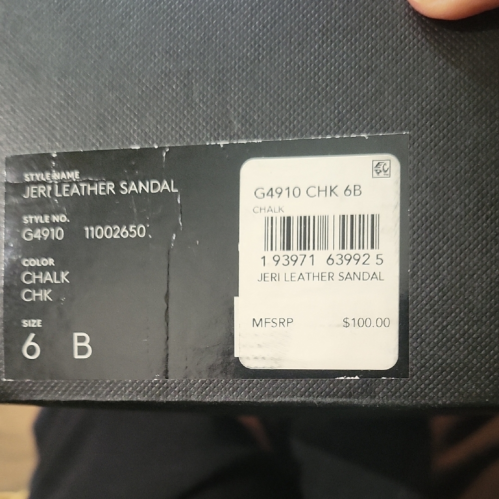 Coach Ivory Sandals with Gold Details - Picture 5 of 6